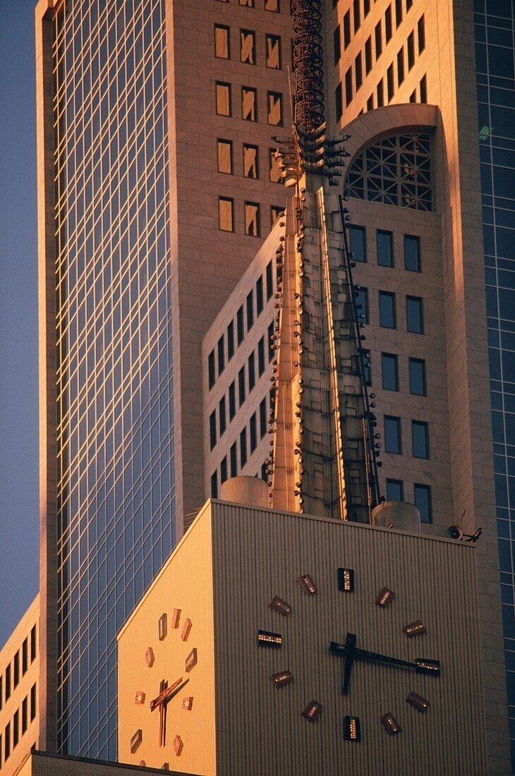 Glockenturm des Gebäudes der Mercantile National Bank, Dallas, Texas, USA