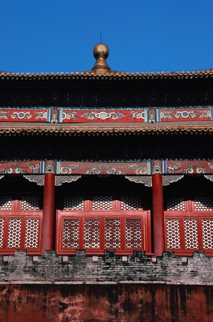 Untersicht eines alten chinesischen Gebäudes, Temple Of Heaven, Peking, China