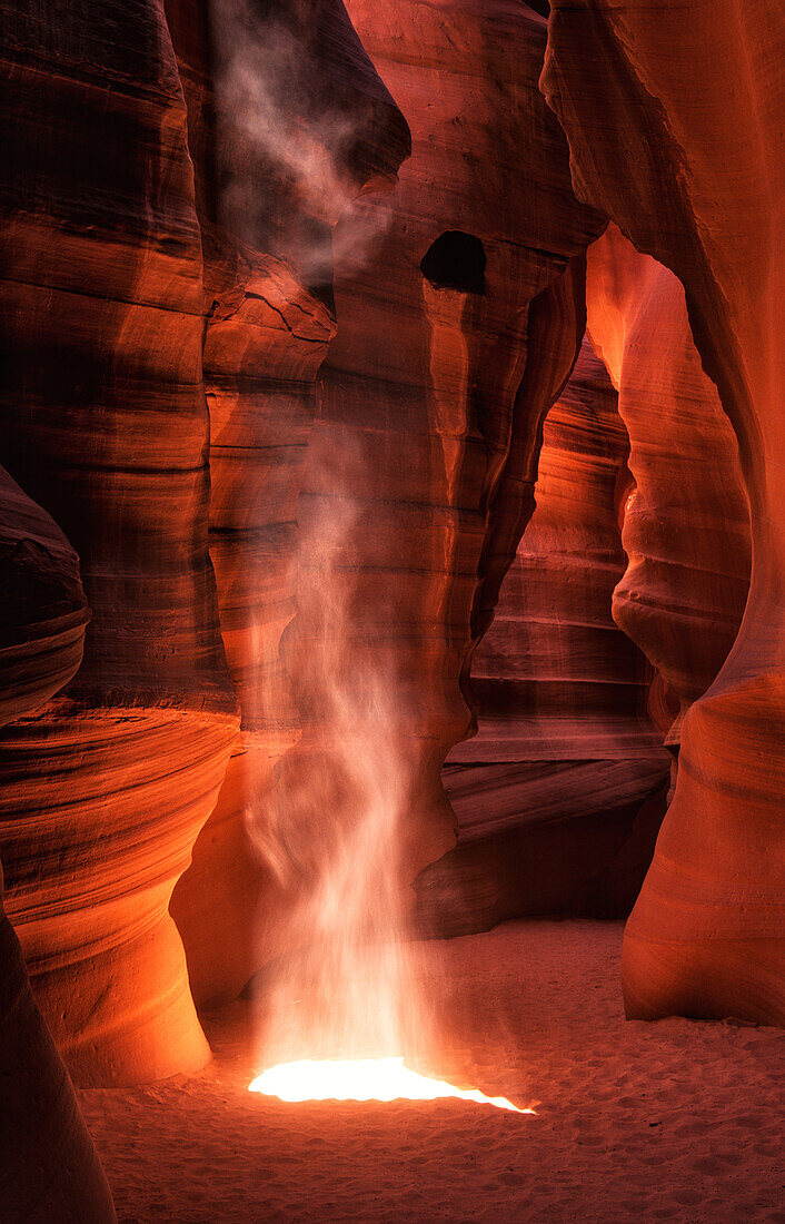 Lichtkegel im Antelope Canyon