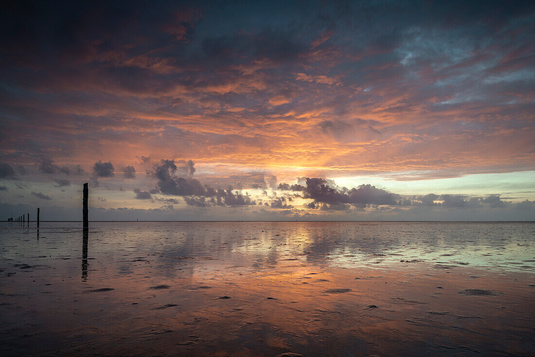 Sunset at the Wadden Sea, Sankt Peter-Ording, Schleswig-Holstein, Germany, Europe