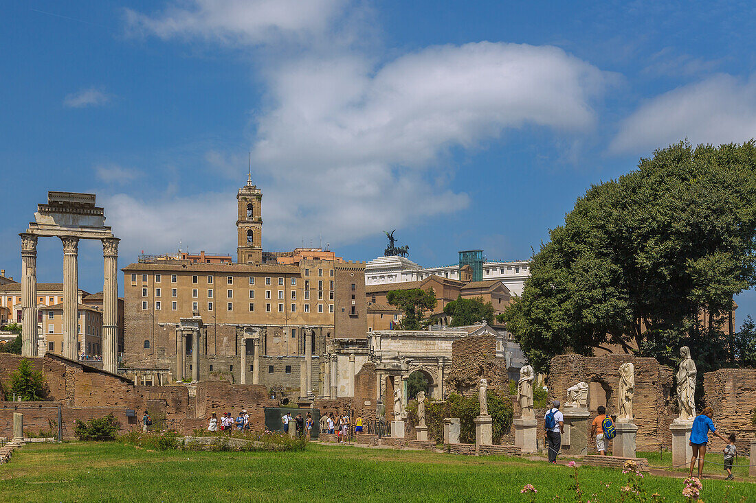 Rom, Forum Romanum, Haus der Vestalinnen, Dioskurentempel, Latium, Italien