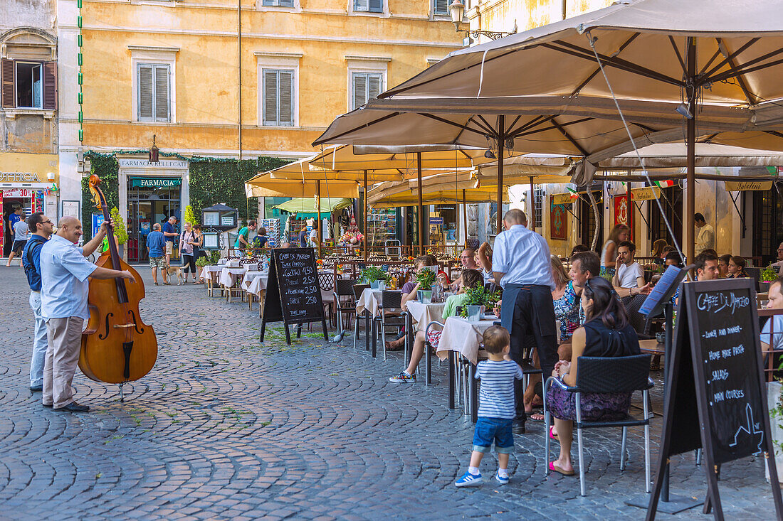 Rome, Piazza Santa Maria in Trastevere, musicians, Caffe di Marzio