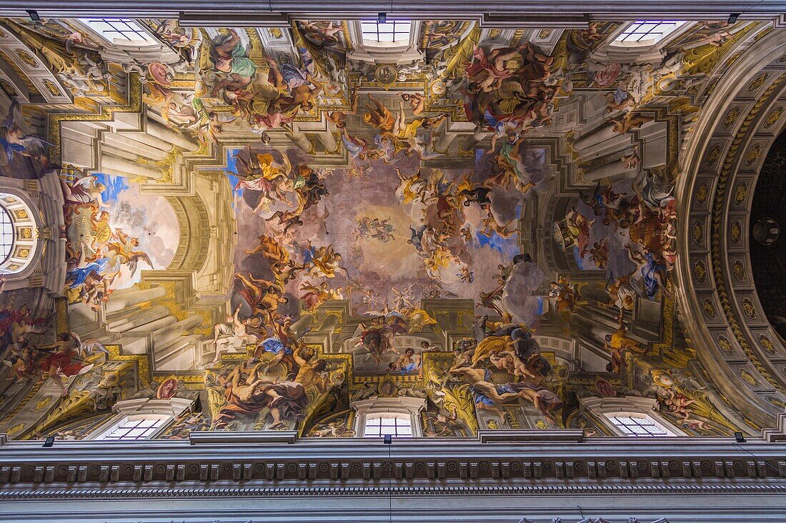 Rom, Kirche Sant'Ignazio, Deckenfresko mit Einzug des hl. Ignatius von Loyola in den Himmel, Latium, Italien