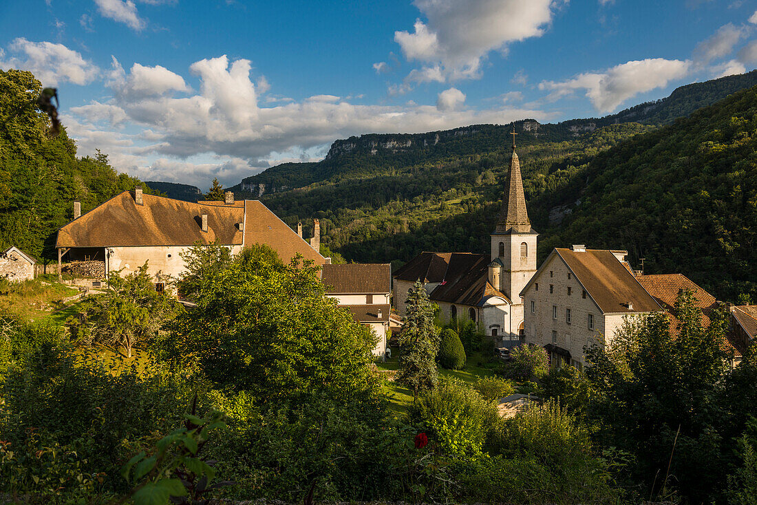 Lods, am Loue, Département Doubs, Bourgogne-Franche-Comté, Jura, Frankreich