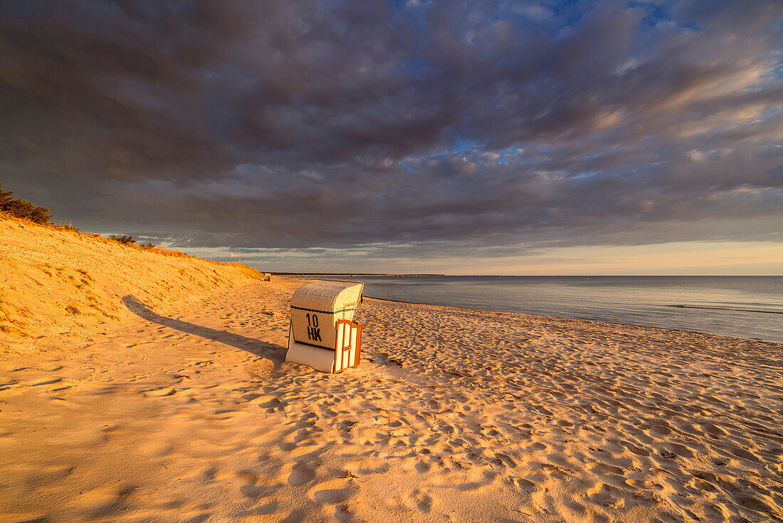 Sunrise at the beach of Prerow, Fischland-Darß-Zingst, Mecklenburg-West Pomerania, Germany