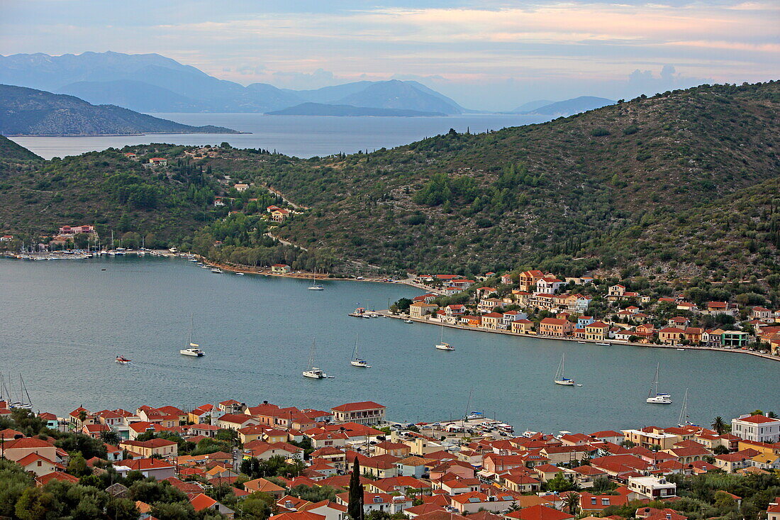 Hafen von Vathy, Ithaka, Ionische Inseln, Griechenland