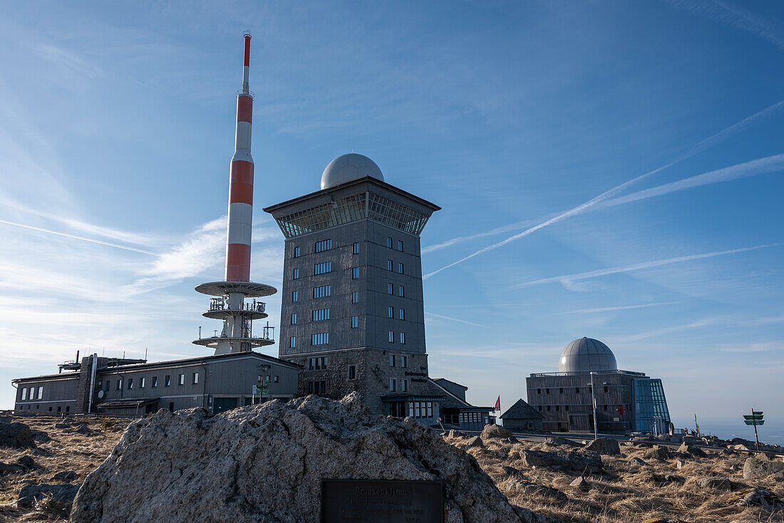 Sendemast, Hotel auf dem Brocken, Brockenplateau, Schierke, Sachsen-Anhalt, Deutschand