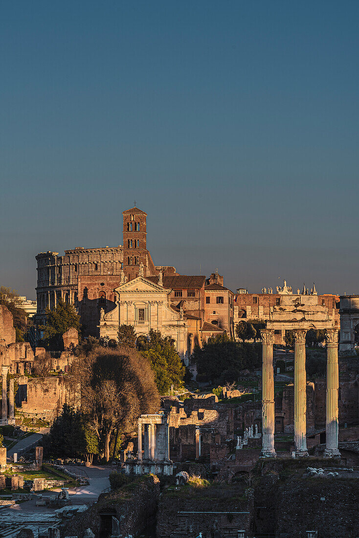 Blick auf Antikes Forum vom Kapitolshügel, Rom, Latium, Italien, Europa