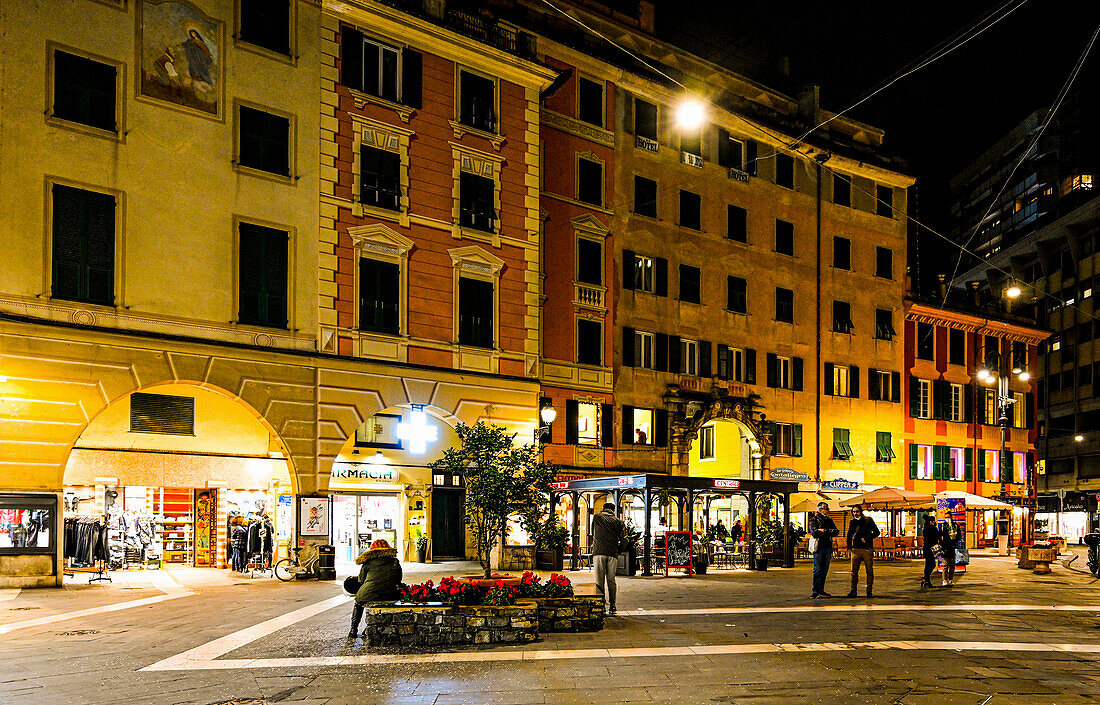 Piazza Cavour in the old town of Rapallo in the evening, Rapallo, Liguria, Riviera di Levante, Italy
