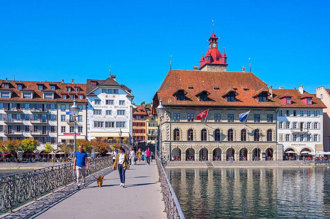 Rathaussteg with City Hall and River Reuss, Lucerne, Canton of Lucerne, Switzerland