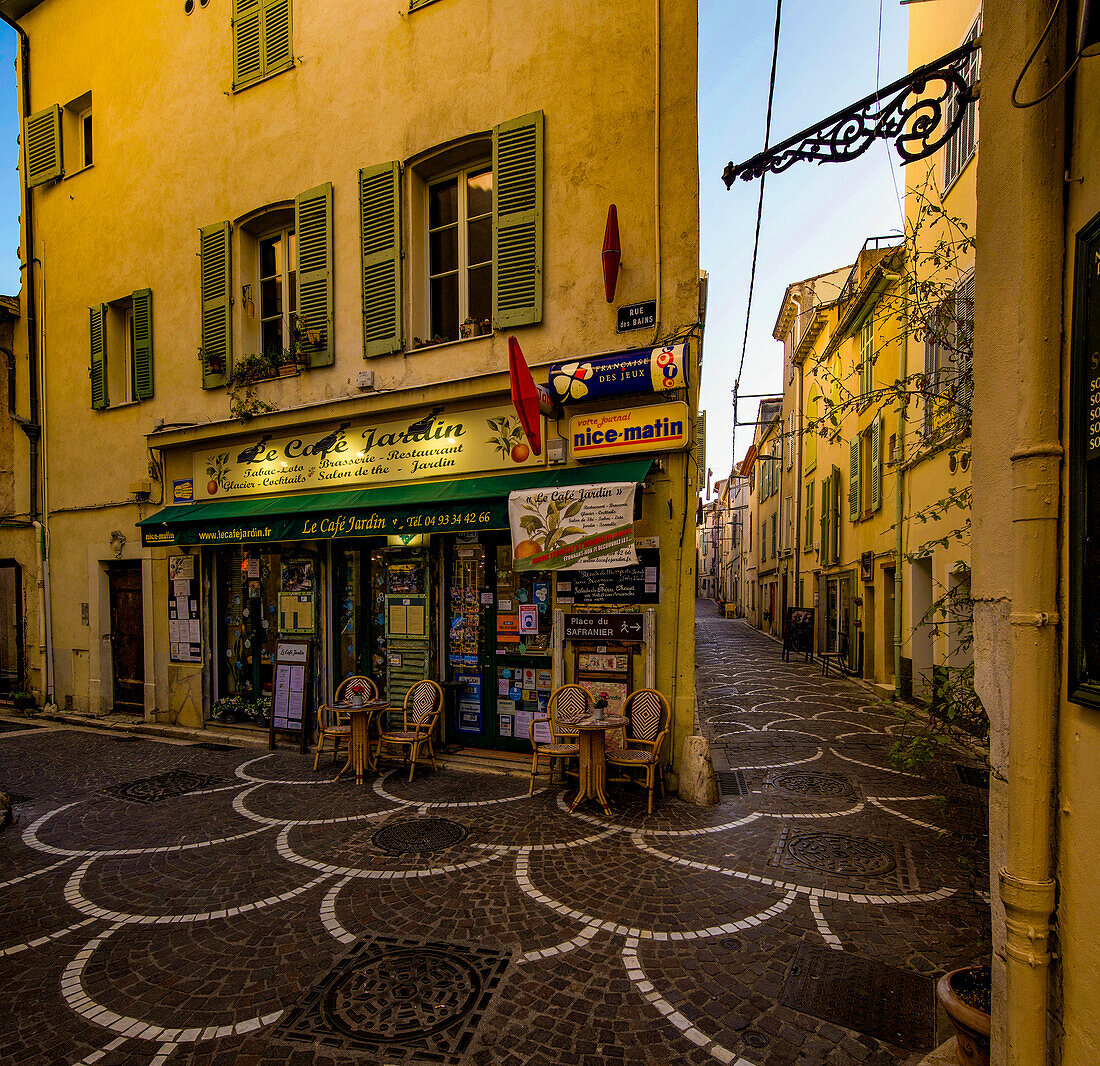 Cafe in the old town of Antibes, Alpes Maritimes department, French Riviera, France