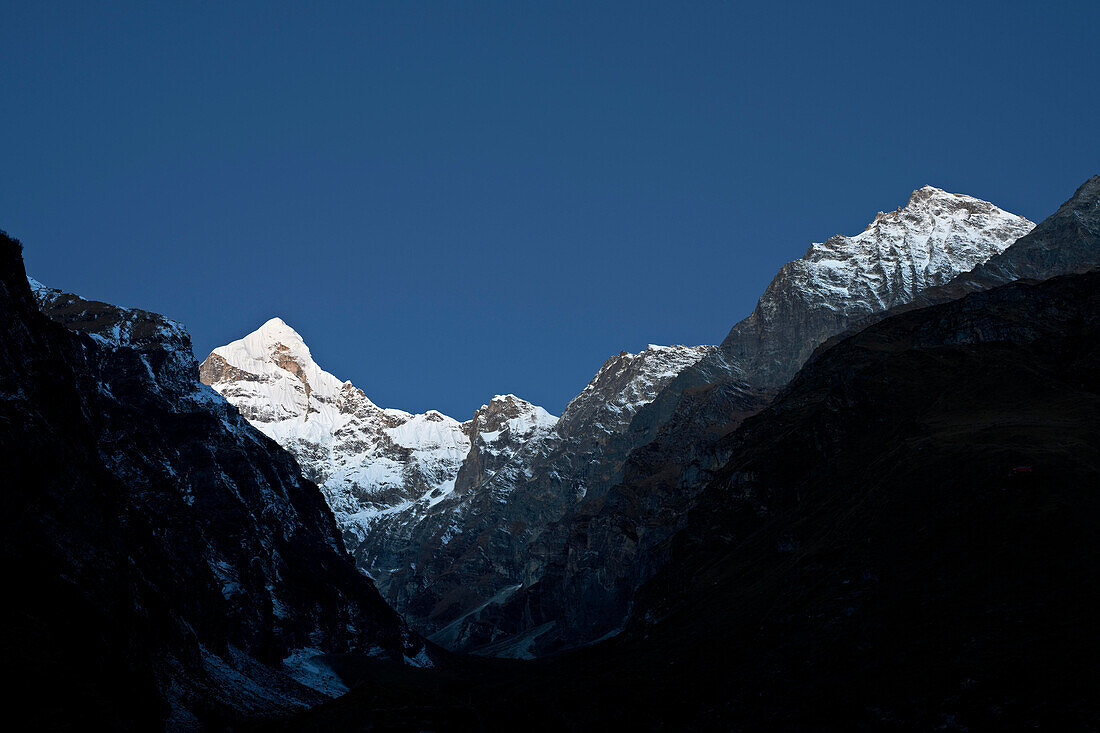 Indian Himalaya, Nilkantha peak, India