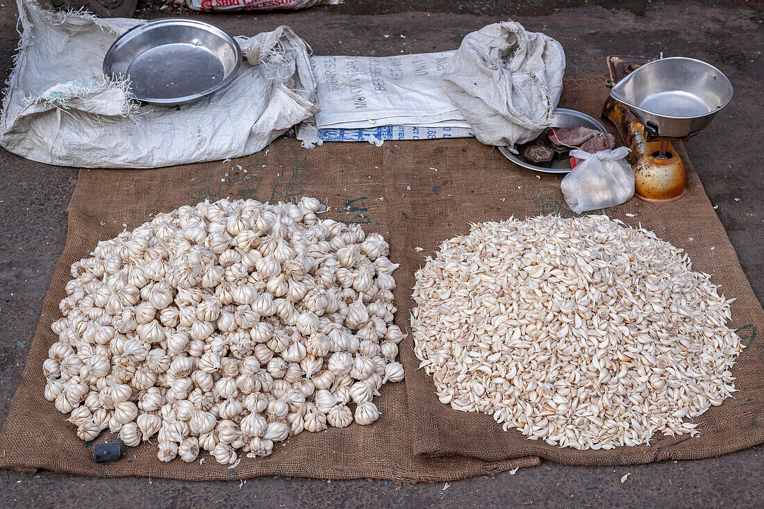 Knoblauch, Markt Pahar Ganj, Delhi, Indien