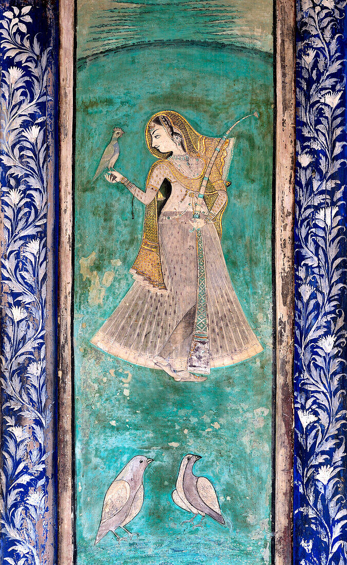 Mädchen mit Vogel, die Chitrashala Wandmalereien, Bundi Garh Palace, Bundi, Rajasthan, Ind