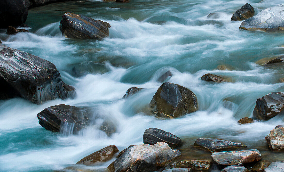 Alaknanda river rapids, Uttarakhand, India