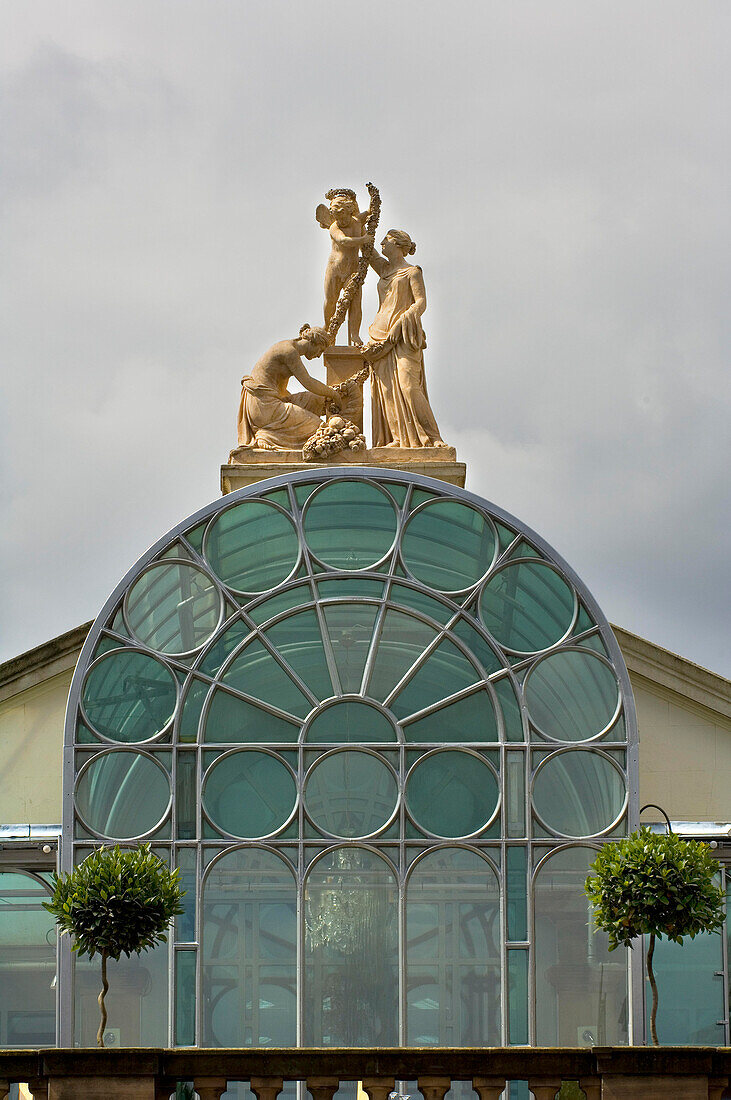 Statuen auf Covent Garden Market, London