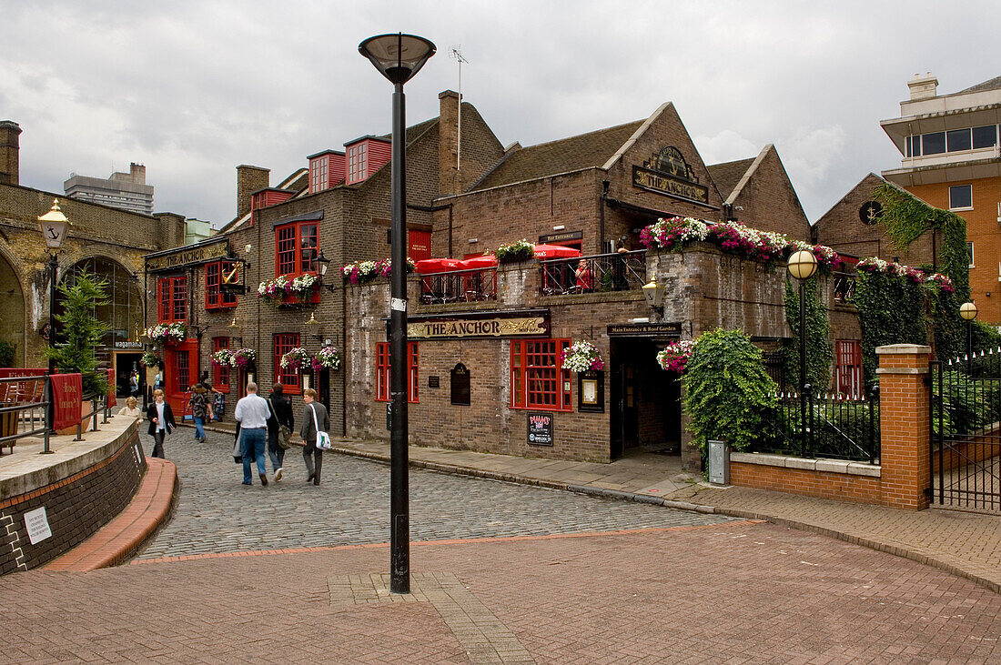 The Anchor pub exterior view, Southbank, London, England