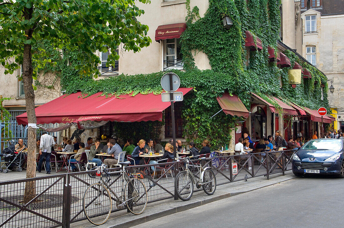 People eating at Chez Marianne Restaurant, Marais district, Paris,France
