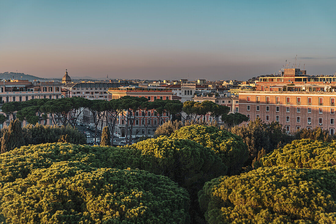 View from the Castel Sant'Angelo, Castel Sant'Angelo, UNESCO World Heritage Site on St. Angelo Bridge (Ponte Sant'Angelo) and Rome, Lazio, Italy, Europe