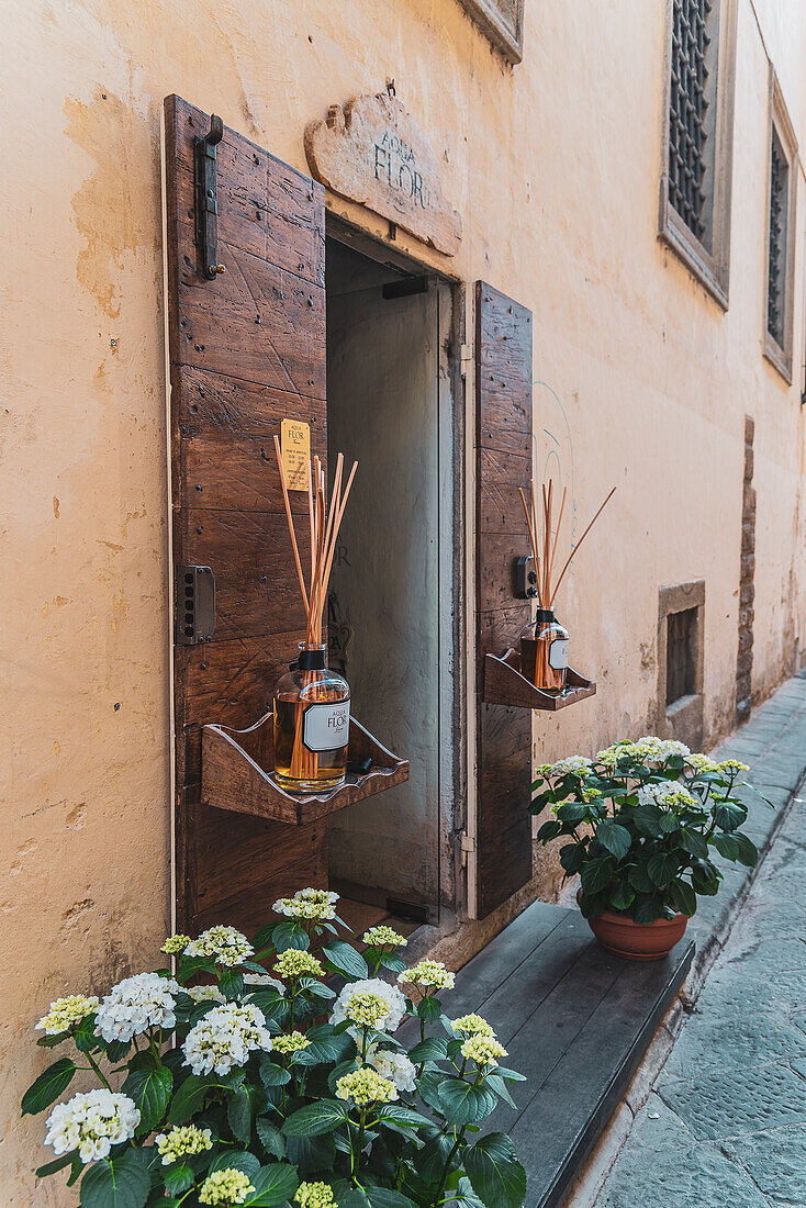 Perfumery in the old town, Florence, Tuscany, Italy, Europe