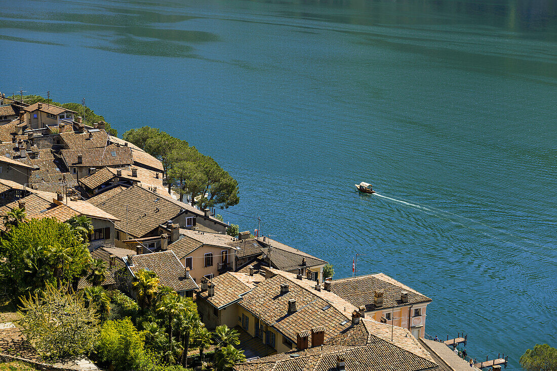 Dorf am See, Morcote, Luganer See, Lago di Lugano, Tessin, Schweiz