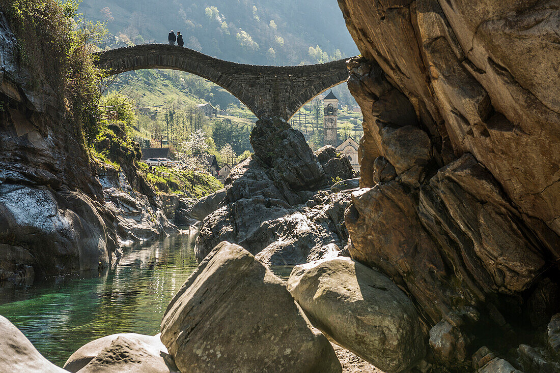 Old Roman bridge Ponte dei Salti over Verzasca, Lavertezzo, Verzasca Valley, Valle Verzasca, Canton Ticino, Switzerland