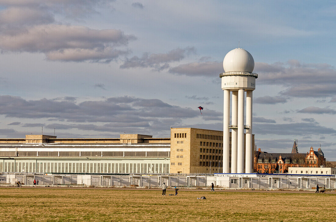 Tempelhofer Feld, radar tower of the former Berlin-Tempelhof Airport, empty accommodation containers for asylum seekers, Berlin, Germany, Europe