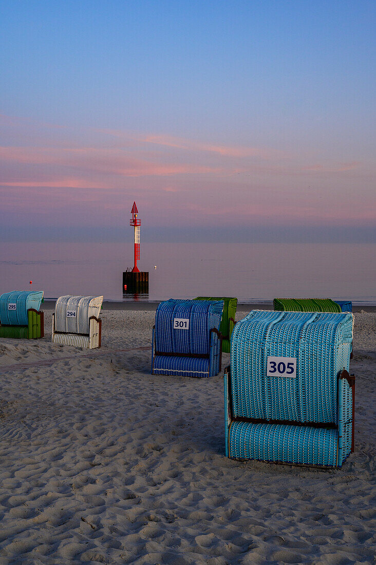 Dune/bathing dune, side island of Helgoland, beach chairs on dune at south beach, Helgoland, North Sea, North Sea coast, German, bay, Schleswig Holstein, Germany, Europe,