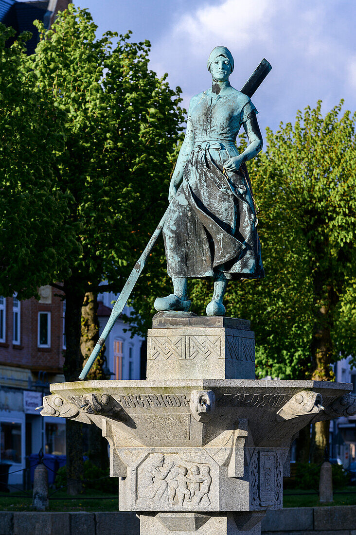 Asmussen-Woldsen-Denkmal auf dem Marktplatz, Husum, Nordfriesland, Nordseeküste, Schleswig Holstein, Deutschland, Europa