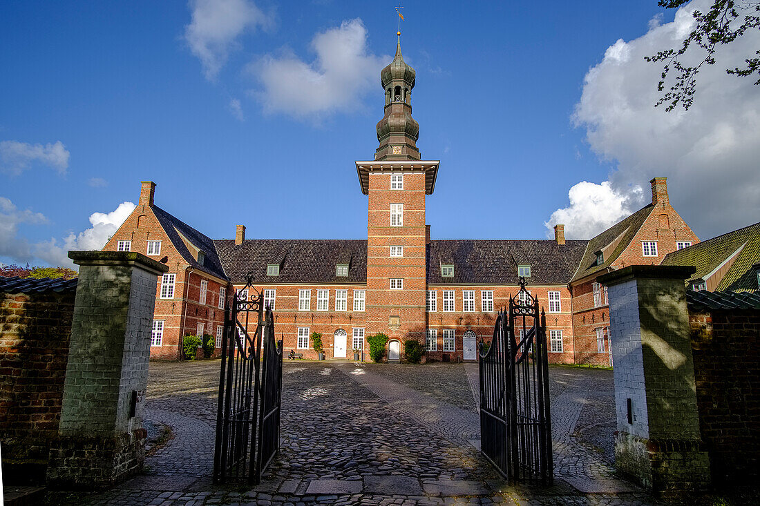 Schloss von Husum, Nordfriesland, Nordseeküste, Schleswig Holstein, Deutschland, Europa
