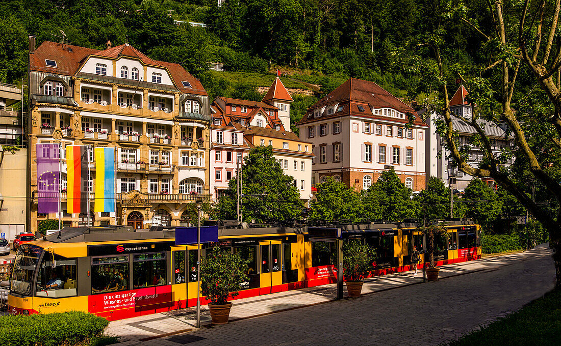 Train station &quot;Bad Wildbad Kurpark&quot; with the S-Bahn and the town hall, Bad Wildbad, Baden-Württemberg, Germany