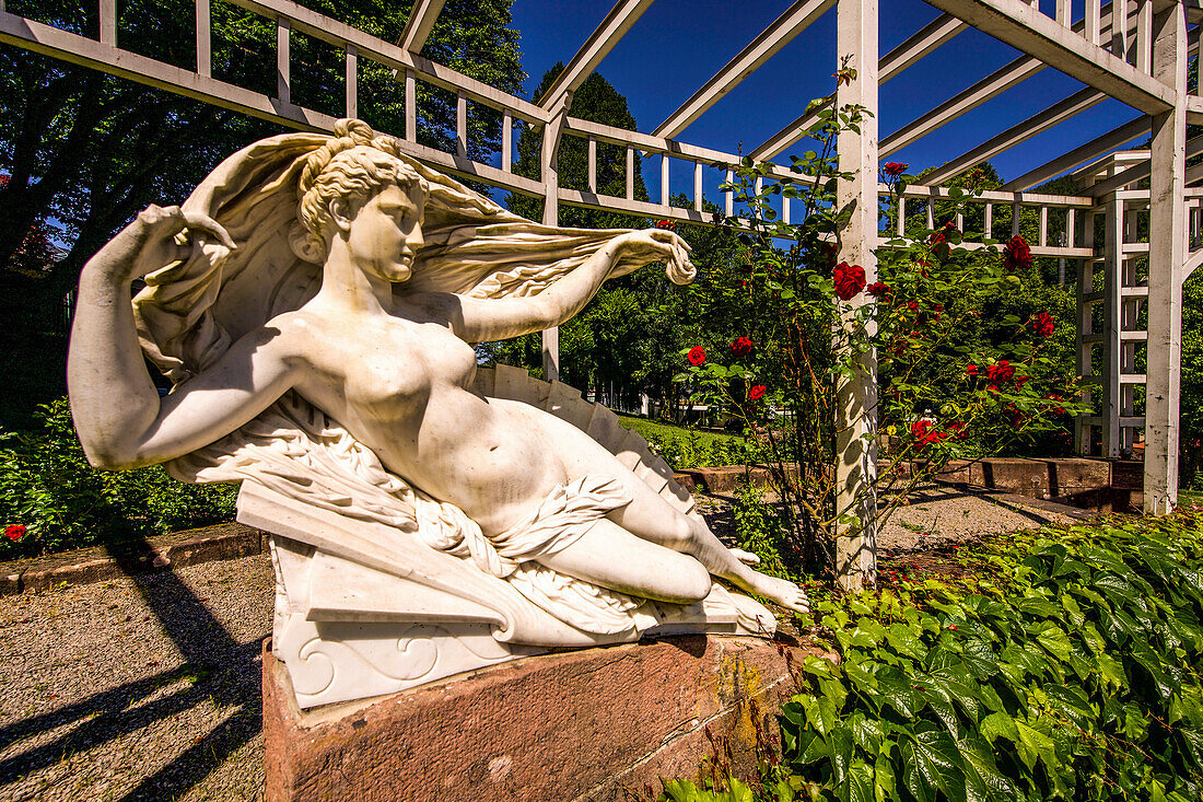 Rosarium in the spa gardens of Bad Wildbad with the figure &quot;Venus in the Shell&quot; by Joeph Kopf, Baden-Württemberg, Germany