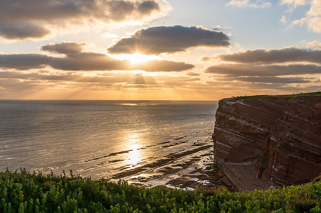 Abendstimmung am Vogelfelsen auf Helgoland, Nordsee, Insel, Schleswig-Holstein, Deutschland