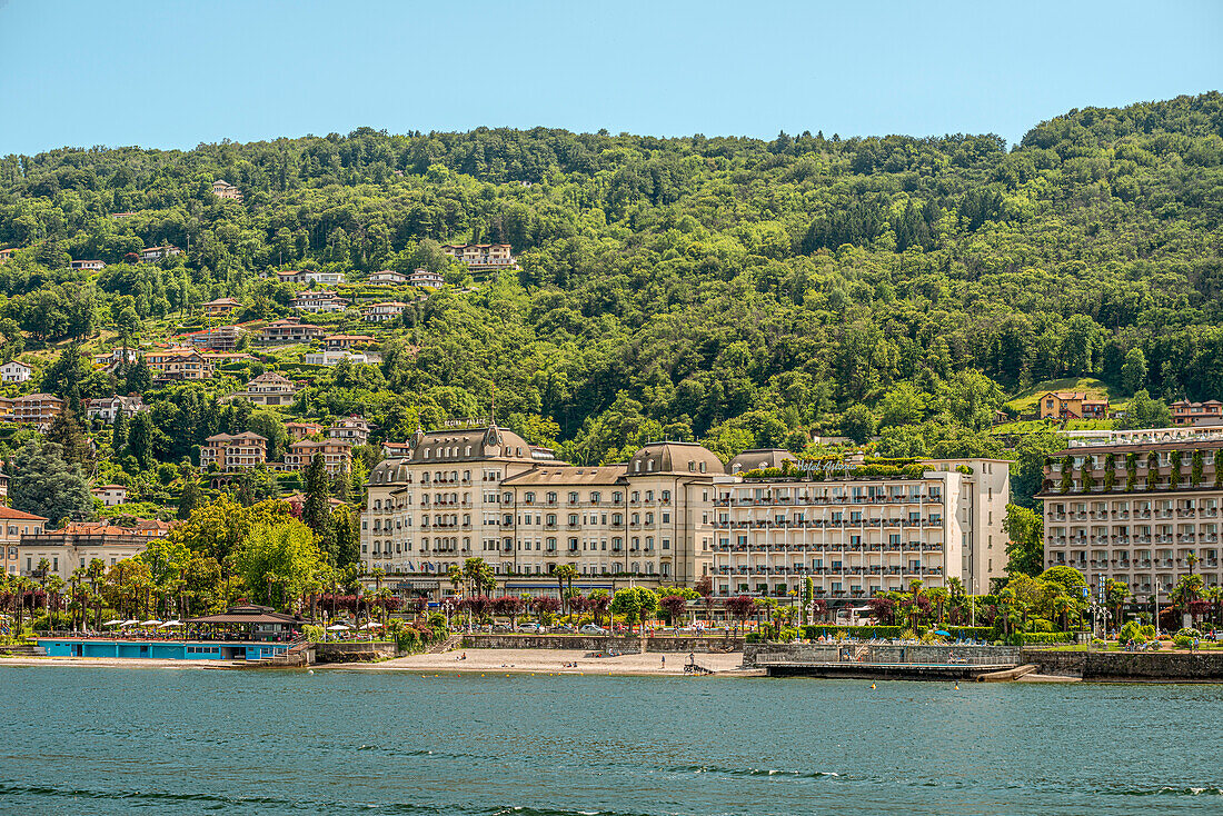 Seepromenade von Stresa am Lago Maggiore, Piemont, Italien 