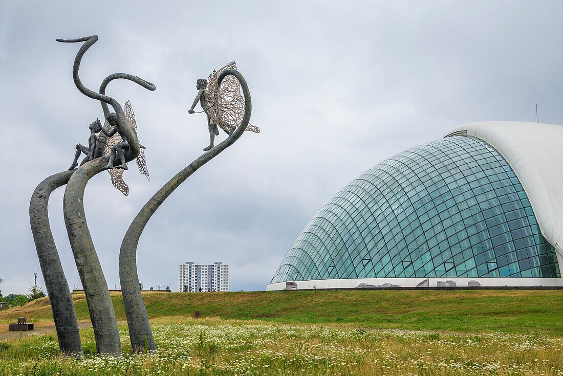 Georgien, Kutaisi, georgisches Parlamentsgebäude, erbaut 2012.