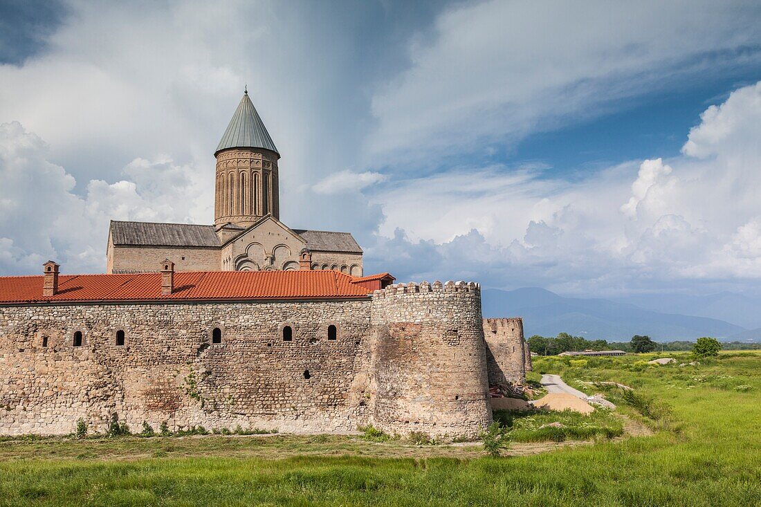 Georgien, Kachetien, Alaverdi, Alaverdi-Kathedrale, 11. Jahrhundert.