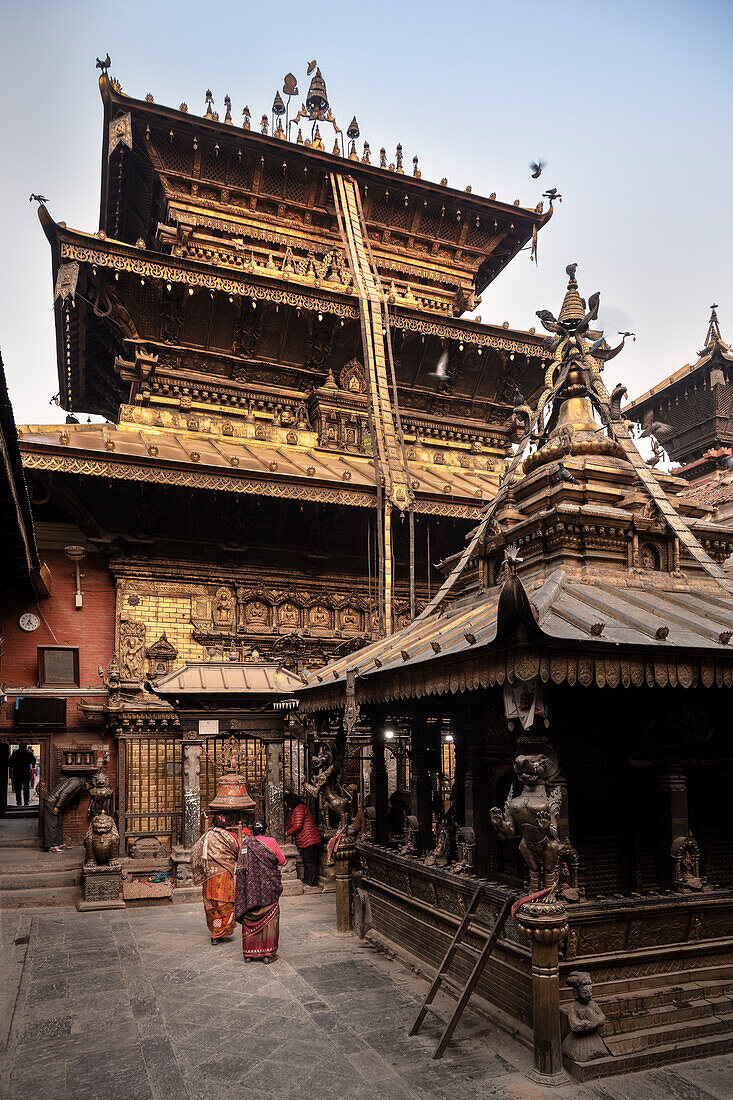 Golden Temple, Patan, Nepal, Himalayas, Asia