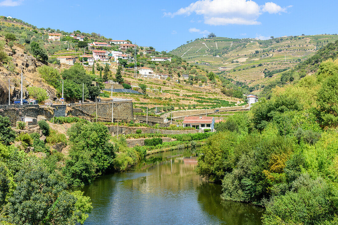Fluss Pinhao in Pinhao im Weinbaugebiet Alto Douro, Portugal