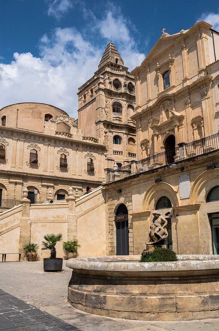 Kirche San Francesco all'Immacolata und Kloster Santissimo Salvatore, Noto, Siracusa, Sizilien, Italien.