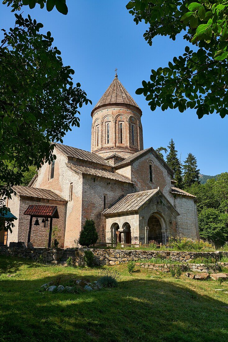 Timotesubani mittelalterliche orthodoxe Klosterkirche der Heiligen Entschlafung (Himmelfahrt), der Jungfrau Maria gewidmet, 1184-1213, Region Samtskhe-Javakheti, Georgien (Land).