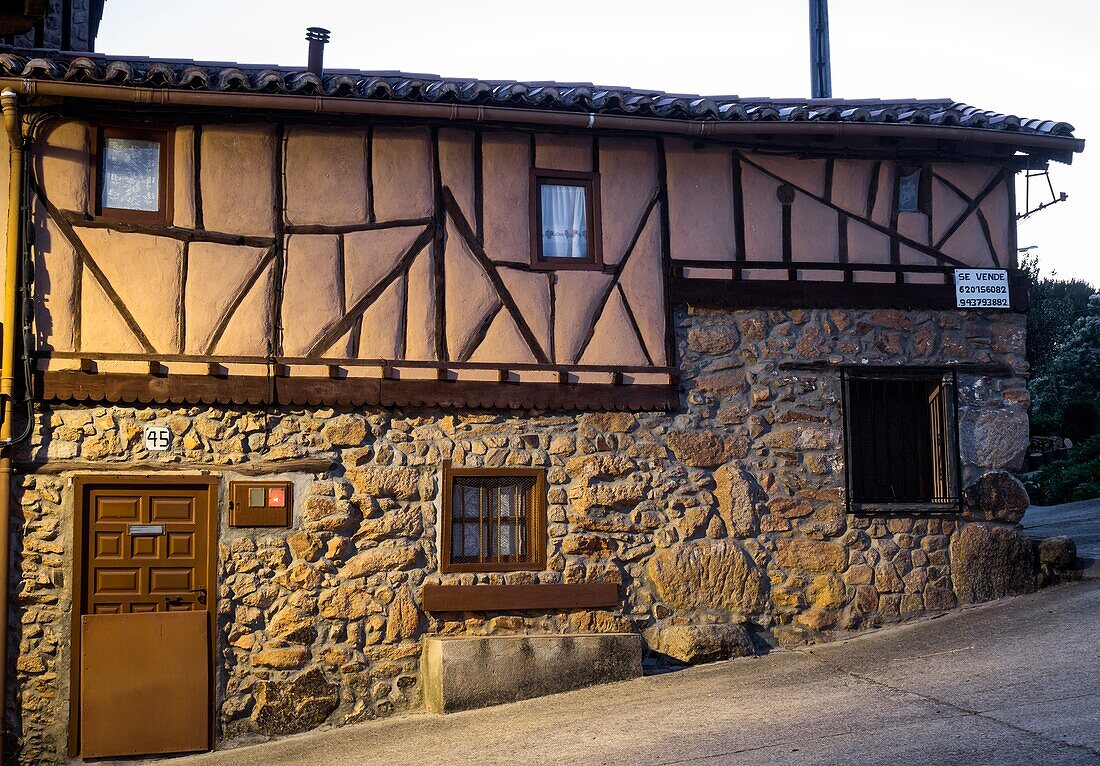 Arquitectura tradicional en Sequeros. Sierra de Francia. Salamanca. Kastilien Leon. Spanien.