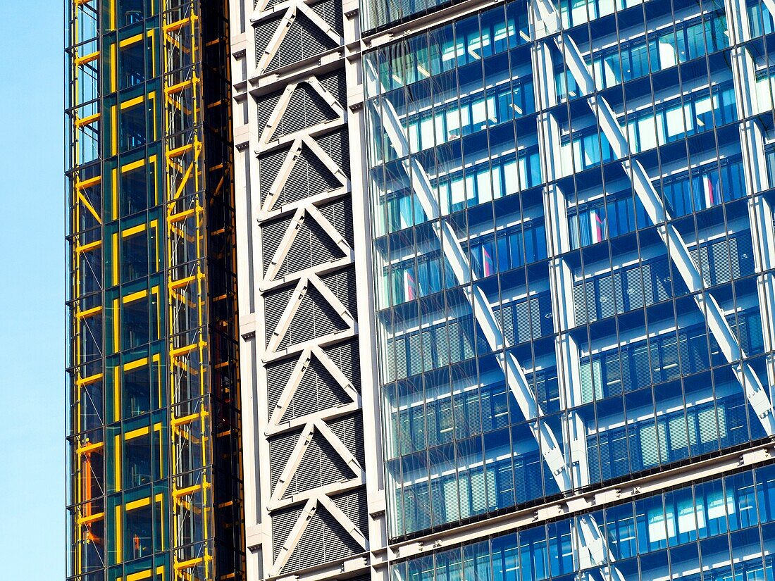 Nahaufnahme von modernen Gebäuden in der City of London - England.