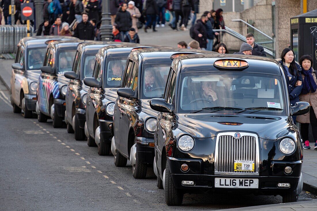 Taxi rank,Edinburgh,Lowlands,Scotland,United Kingdom.