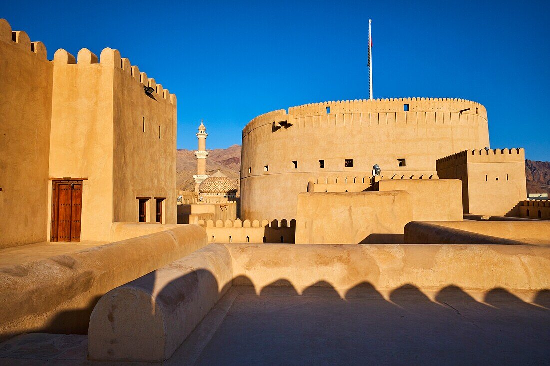 Sultanat Oman, Region Ad-Dakhiliyah, Nizwa, die Festung aus dem 17. Jahrhundert.