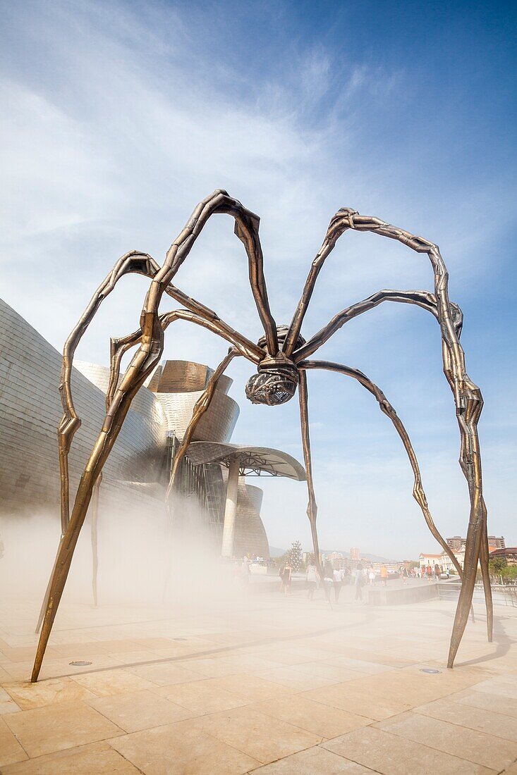 Maman-Skulptur im Guggenheim-Museum, Bilbao, Spanien.