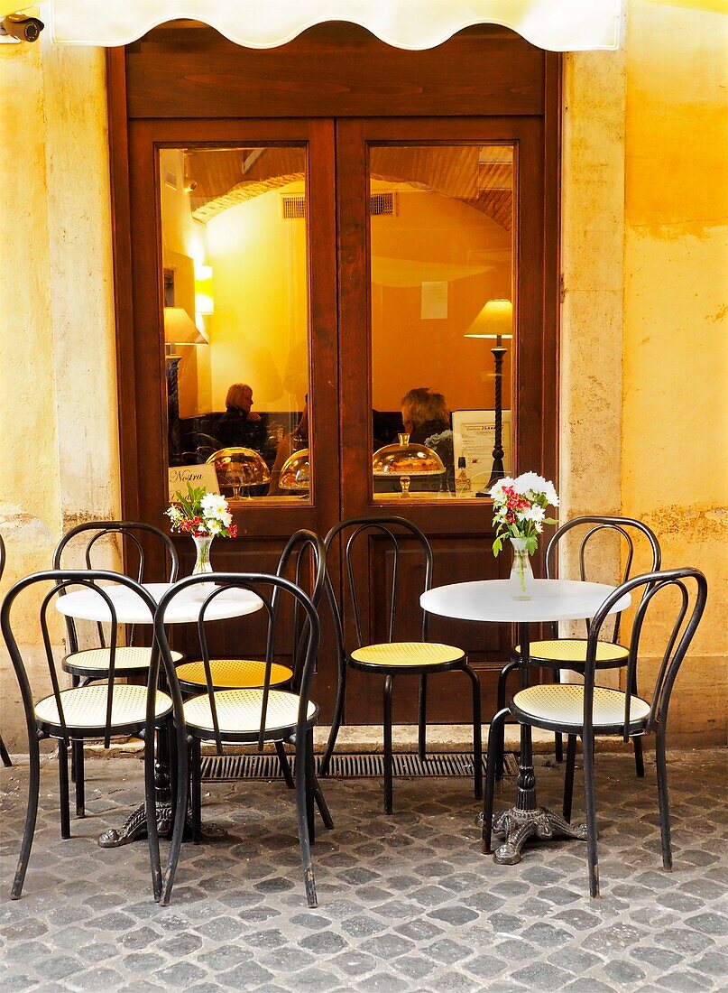 Café im Freien, Rom, Italien.