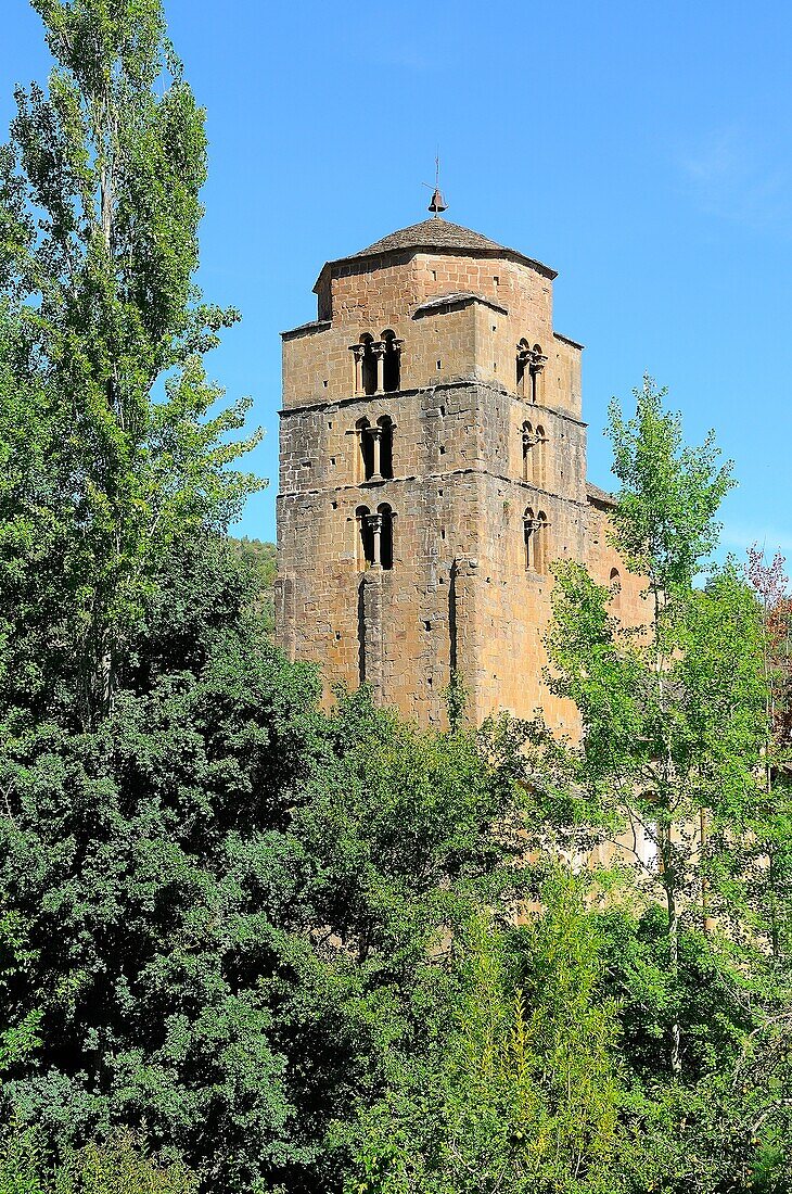 Romanische Kirche Santa Maria. Santa Cruz de la Seros. Provinz Huesca. Aragon. Spanien