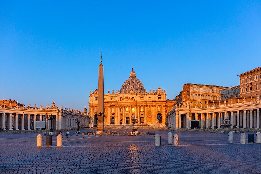 Piazza San Pietro (Petersplatz), Vatikanstadt, UNESCO-Weltkulturerbe, Rom, Latium, Italien, Europa