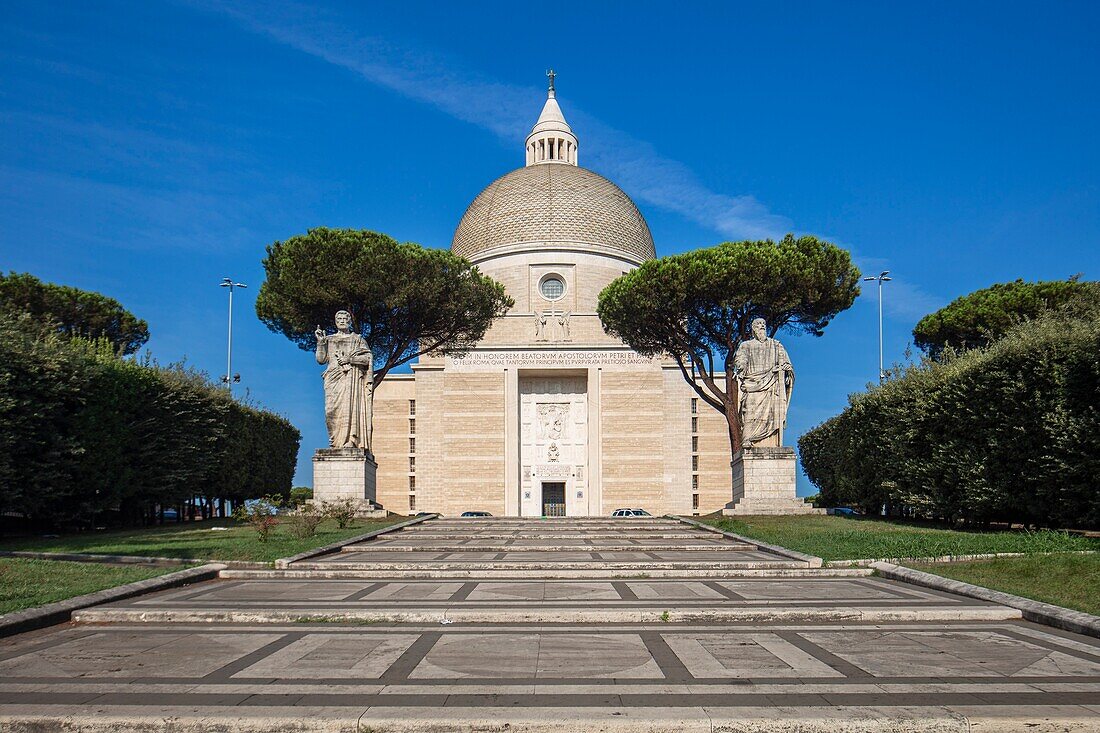 Basilika der Heiligen Peter und Paul, Stadtteil EUR, Rom, Latium, Italien, Europa
