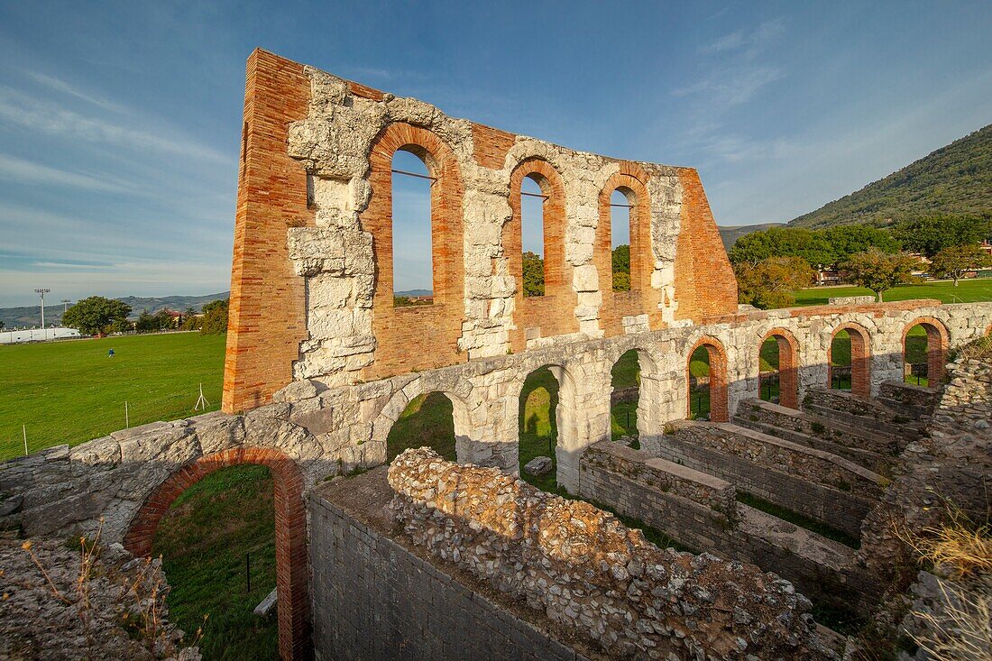 Das römische Theater, Gubbio, Provinz Perugia, Umbrien, Italien, Europa